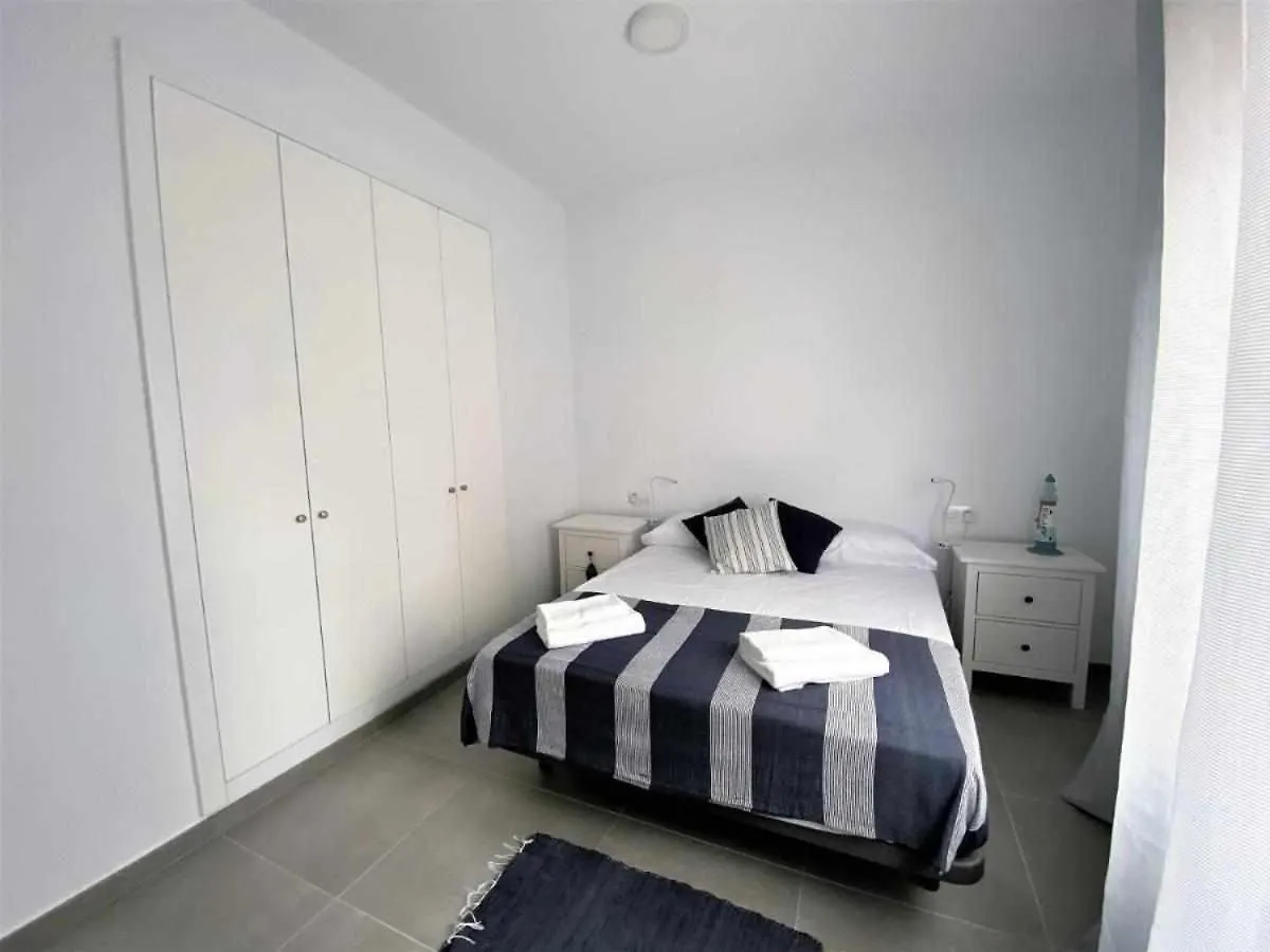 Roses Casc Antic Sl Sant Elm 3 Apartment 0*,